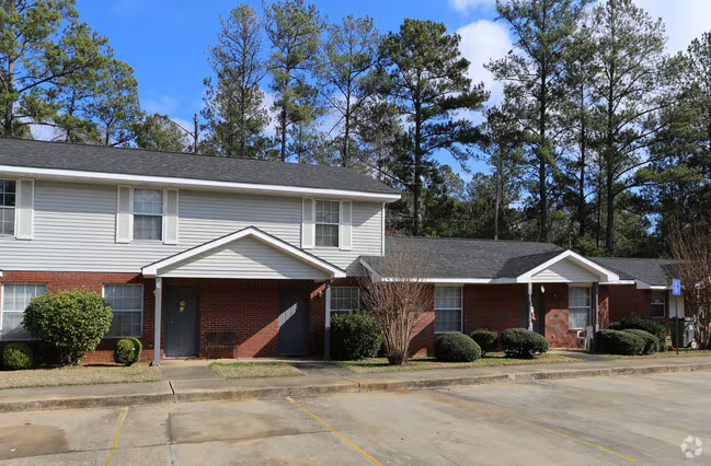 Hogansville Condo: 707 East Boyd Street