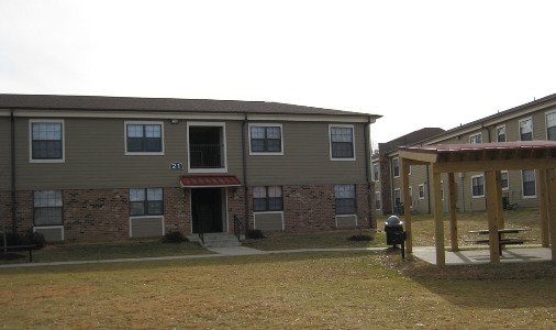 Holly Springs Condo: 185 W. Woodward Ave.