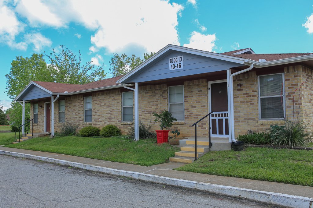 Whitesboro Condo: 500 4th Street