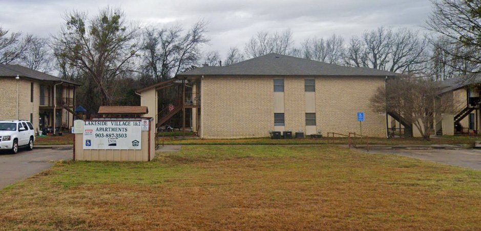 Eustace Condo: 307 Hwy 175