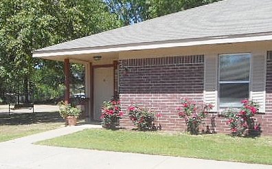 Mineola Condo: 1136 N. Newsome