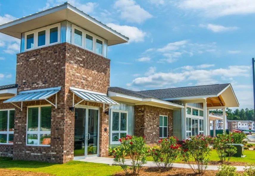 Goose Creek Condo: 1053 Saint James Ave