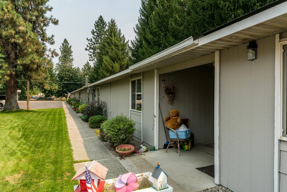 Priest River Condo: 303 E Harriet St