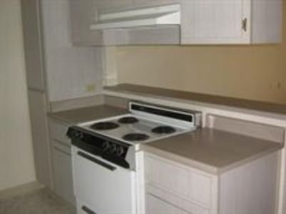 Oakdale Condo: 470 East A Street