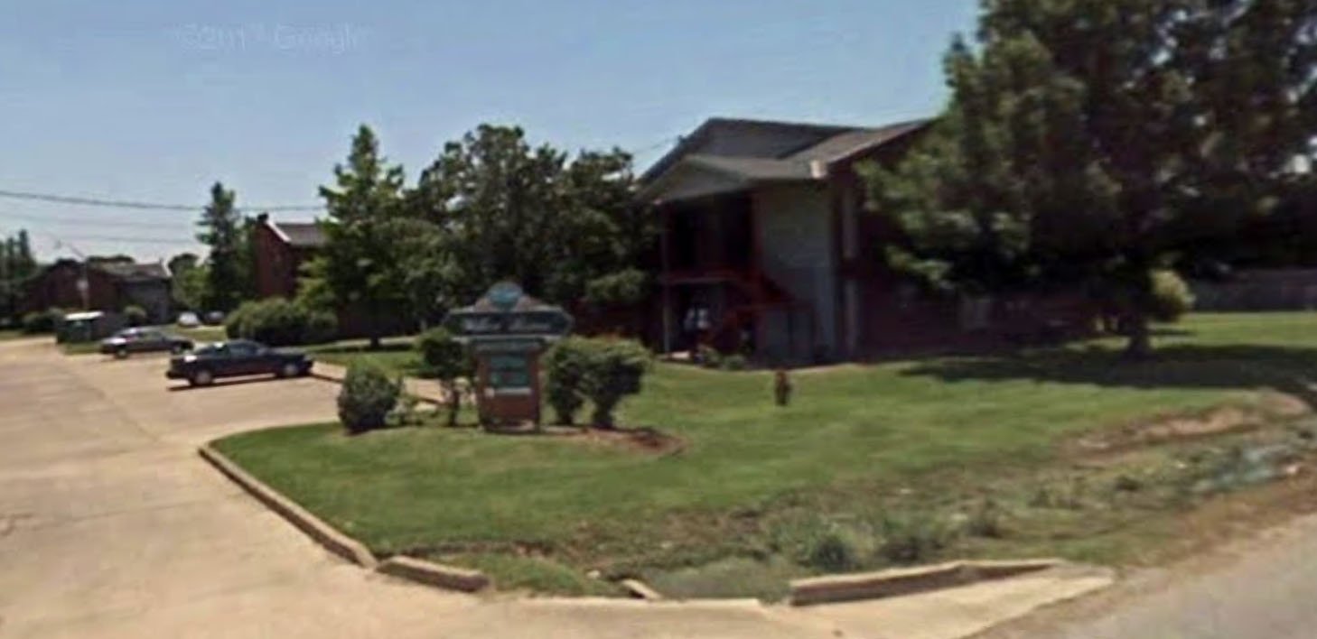 Delhi Condo: 15 Cook Rd.