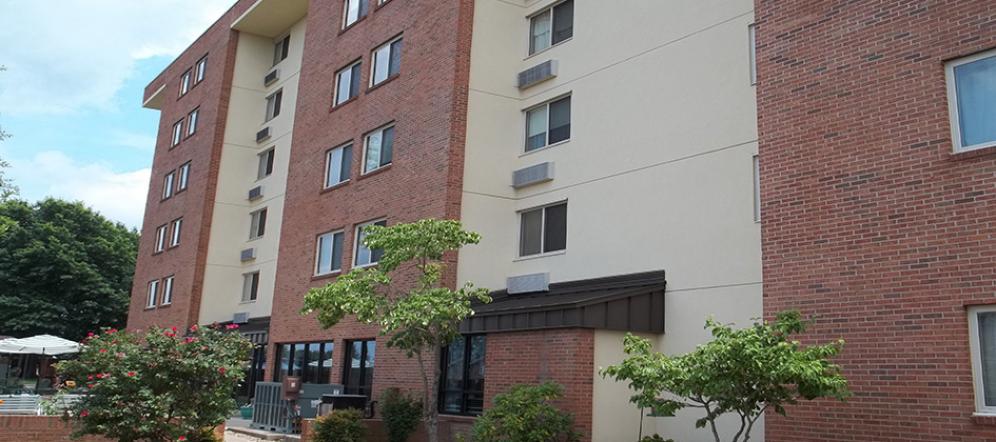 Kingsport Condo: 2701 East Center St.