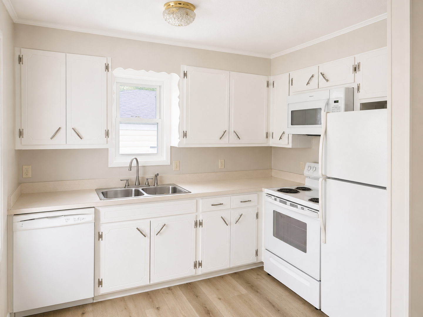 Lexington Condo: Kozy Kove & Homes 201