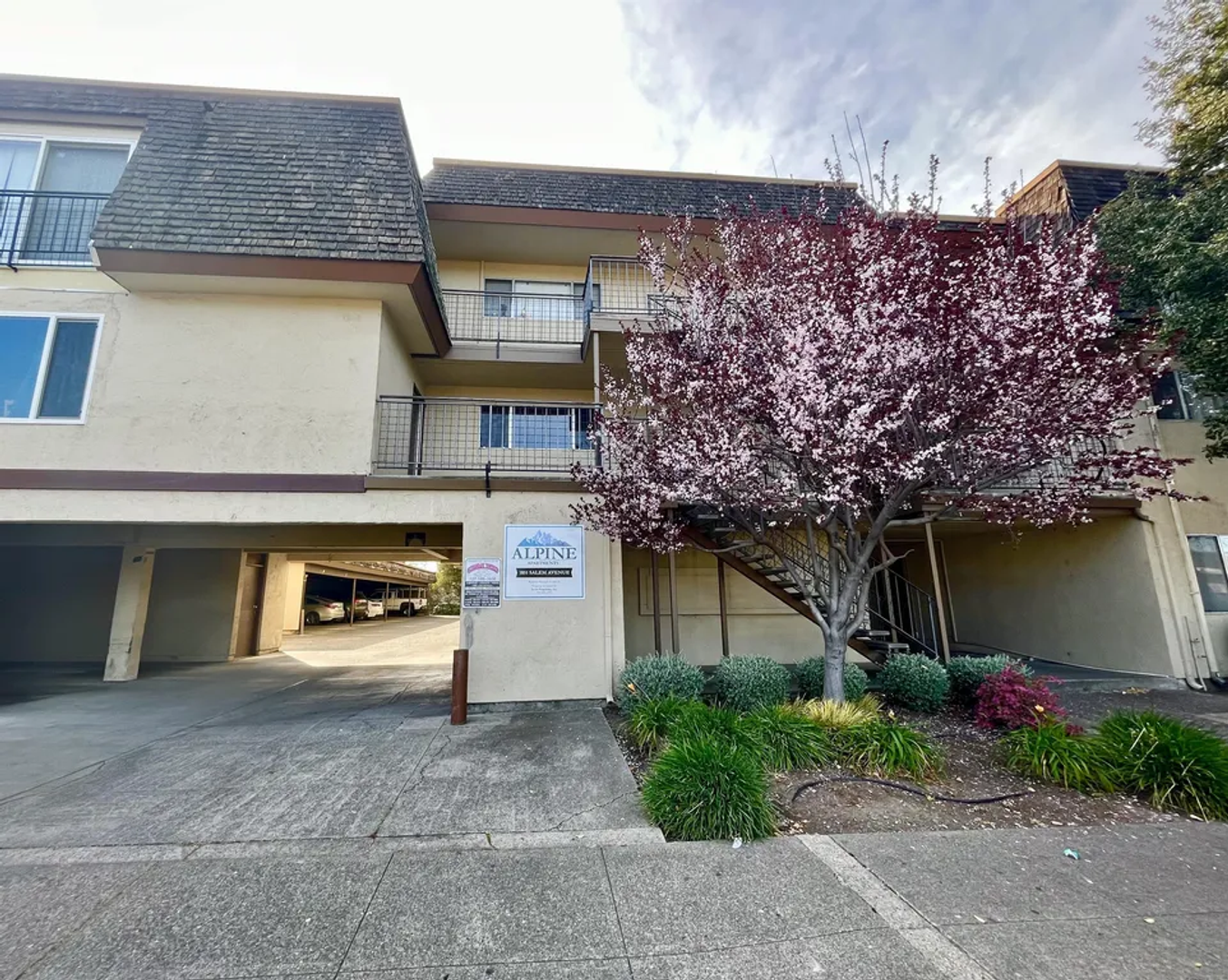 Santa Rosa Condo: 1851 Salem Ave