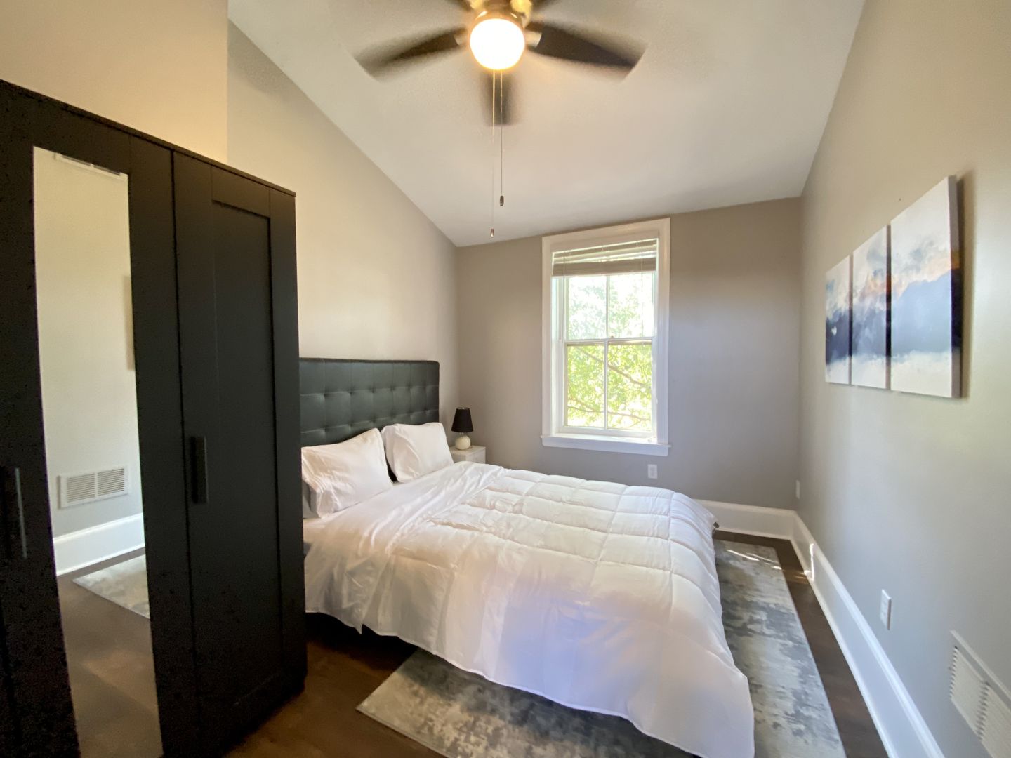 Wilmington Condo: 712 N West St - Room 3