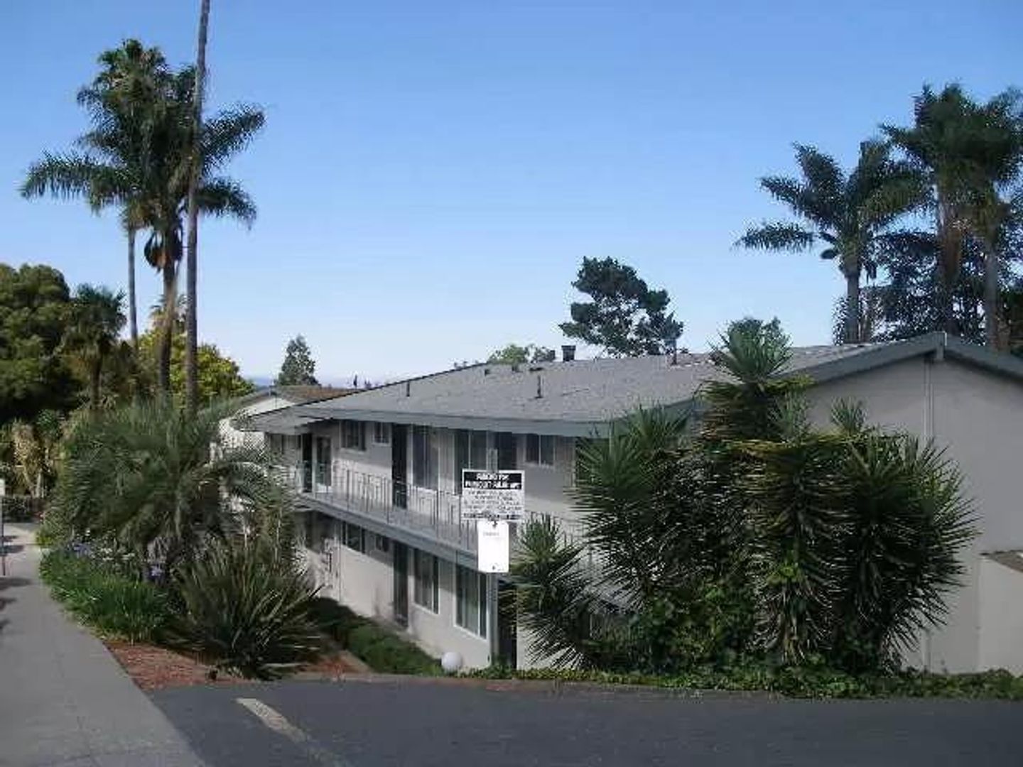 San Leandro Apartment: 1711 Tanager Ave