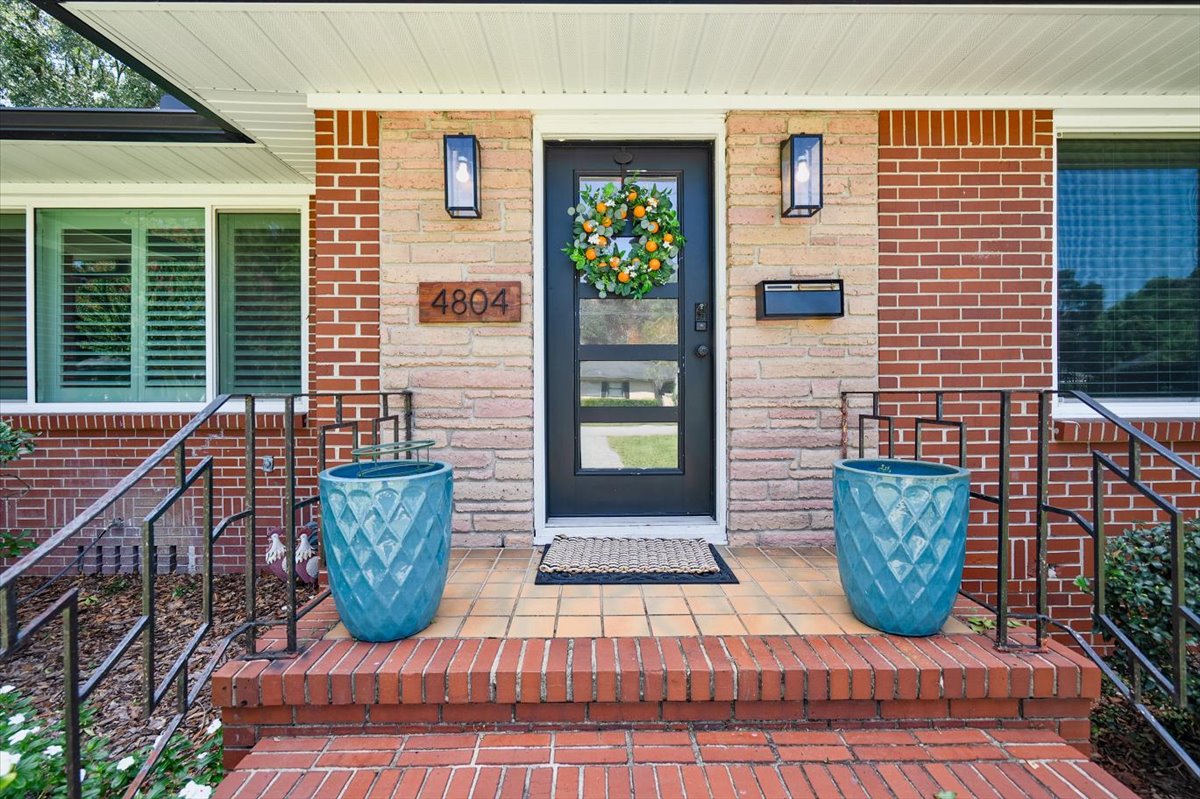 Jacksonville House: 4804 River Basin Dr S