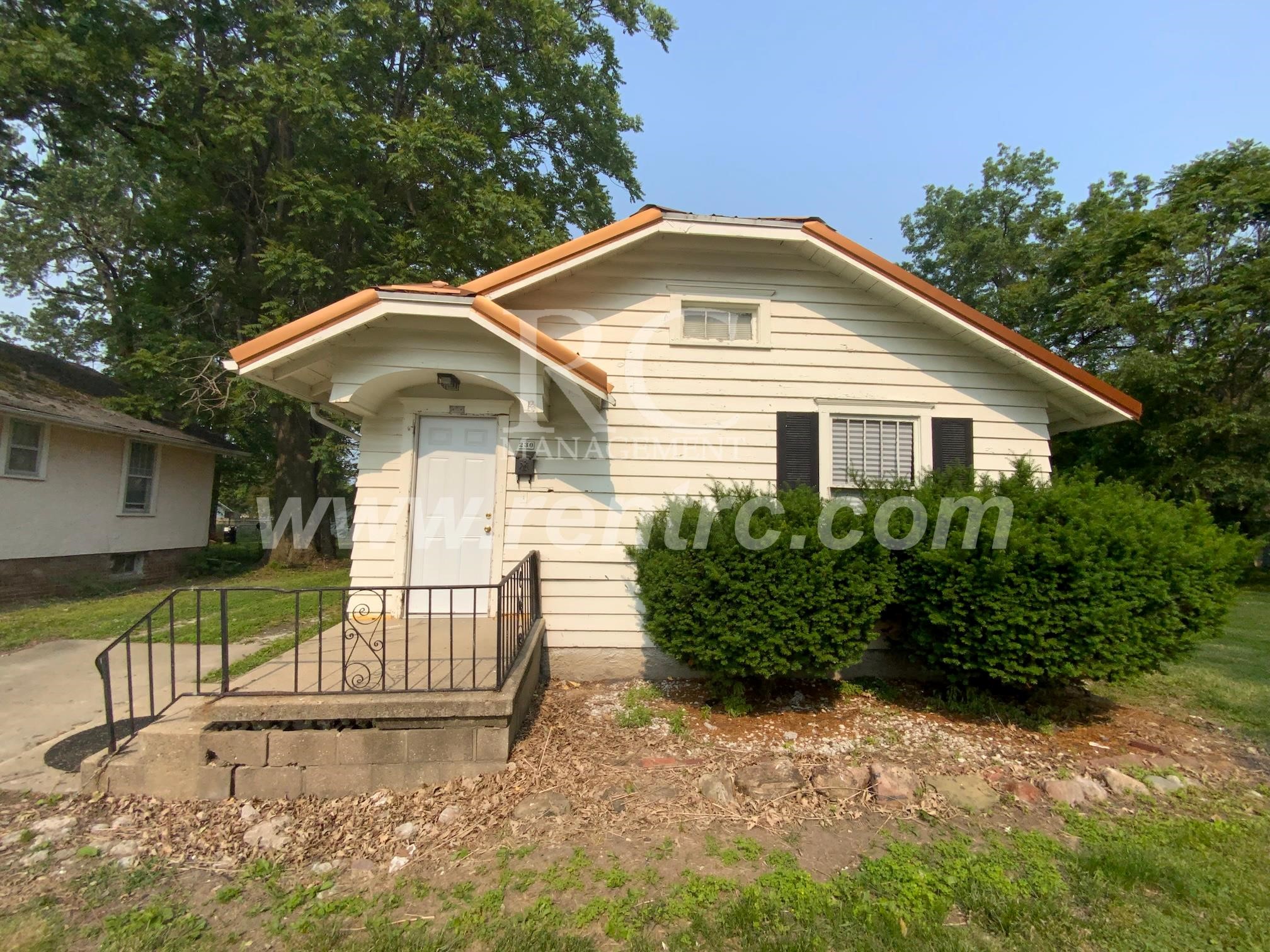 Danville House: 230 Virginia