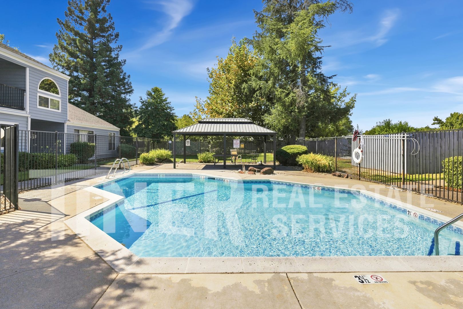 Orangevale Condo: 5943 Main Ave