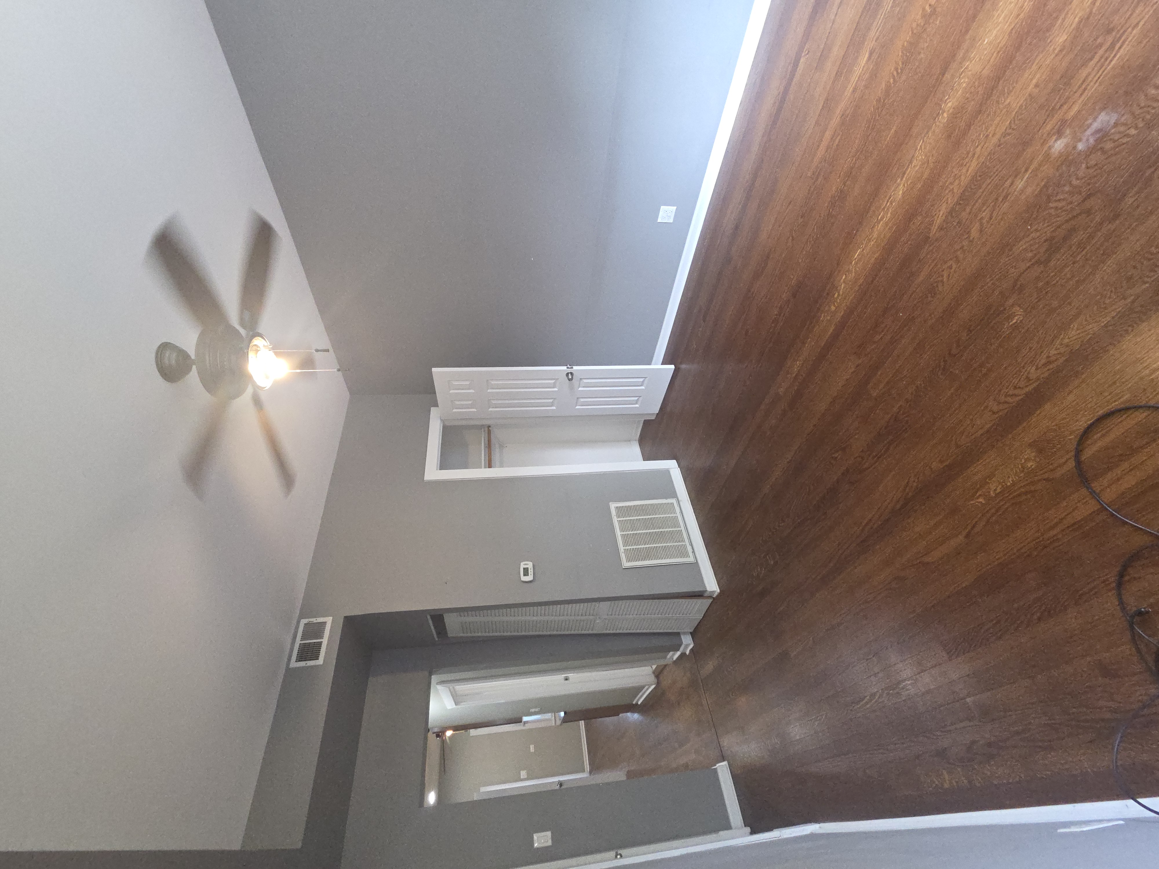 Chicago Condo: 1332 West Barry Avenue