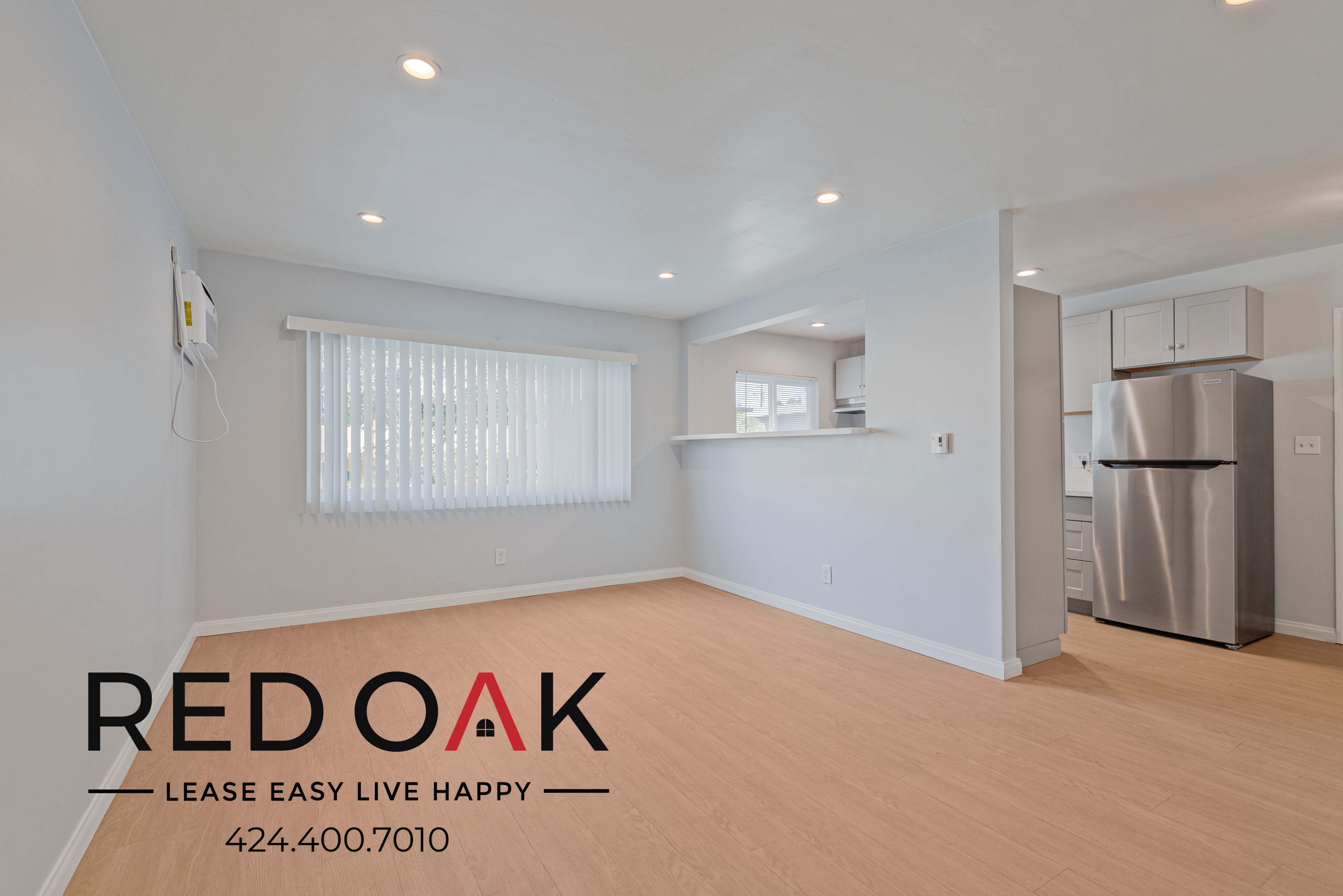 West Hollywood Condo: 825 N Westbourne Ave