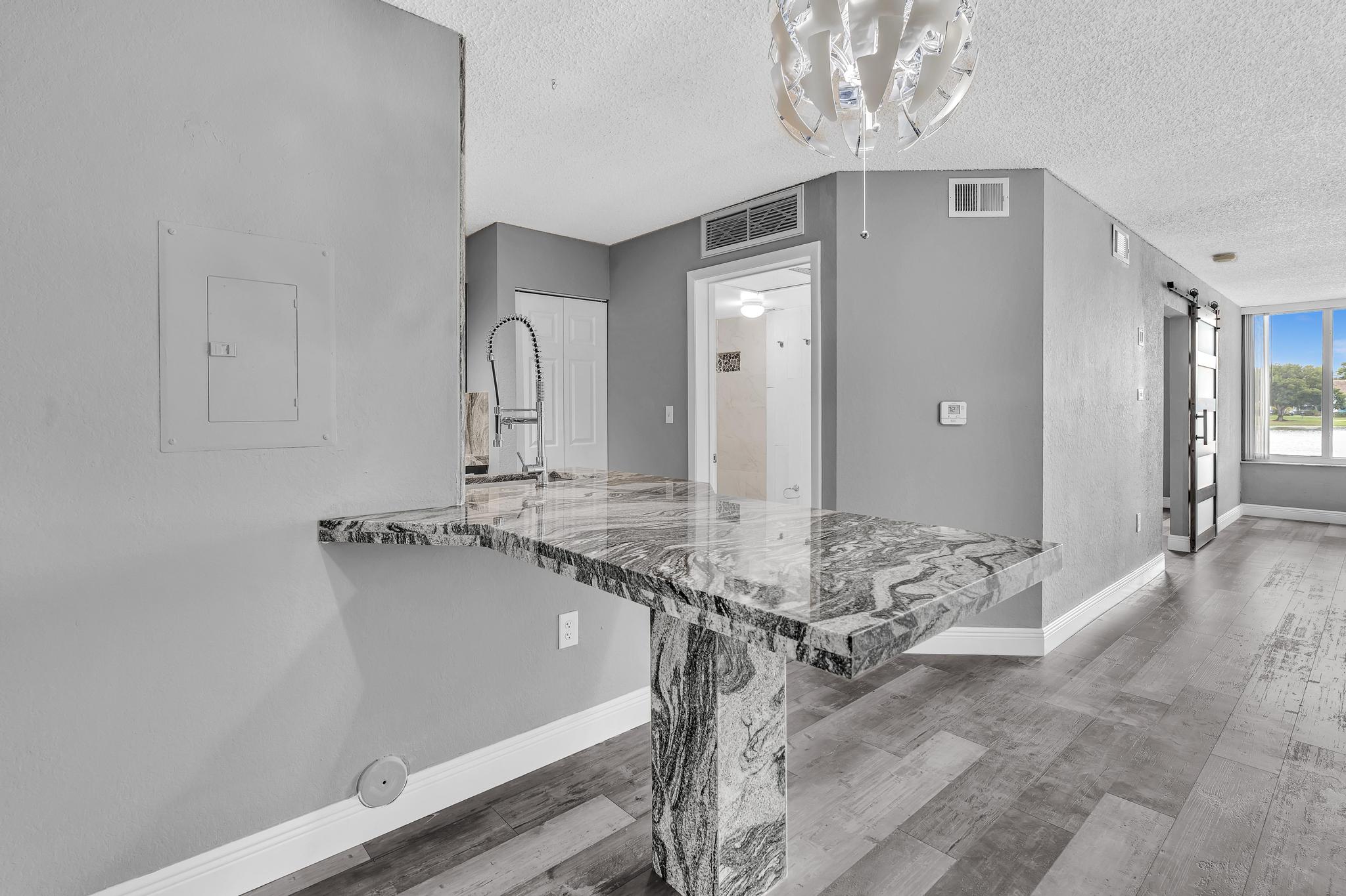 Fort Lauderdale House: 2820 N Oakland Forest Dr