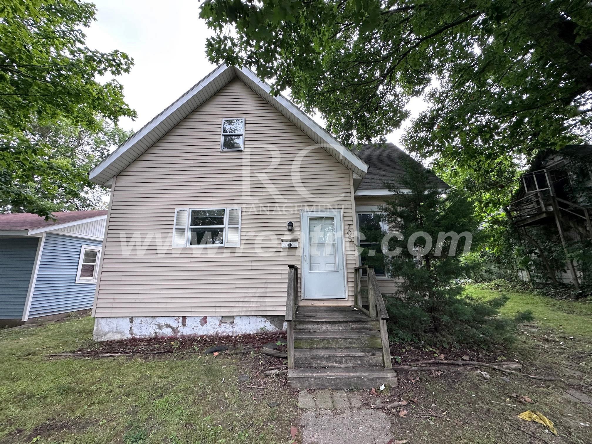 Danville House: 705 Harmon