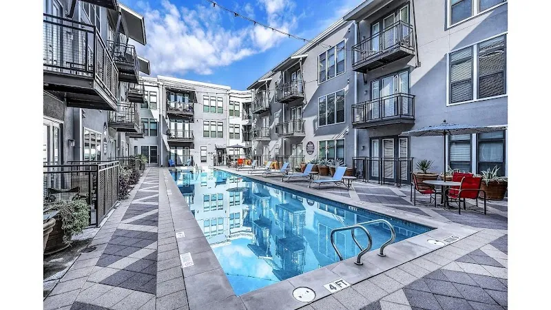 Austin Condo: 1611 W 5th St