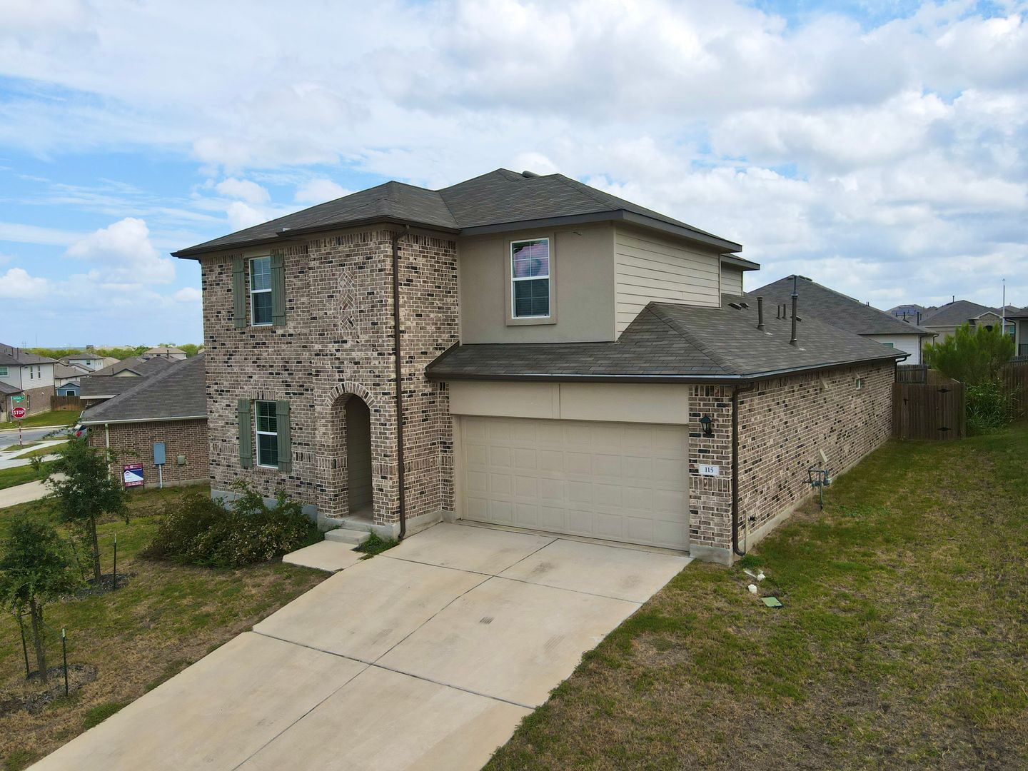 San Marcos House: 115 Bethpage Dr