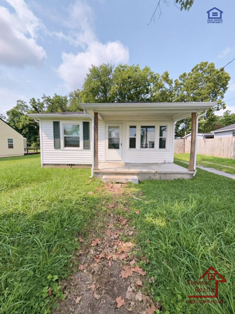 Mcminnville House: 163 Peers St
