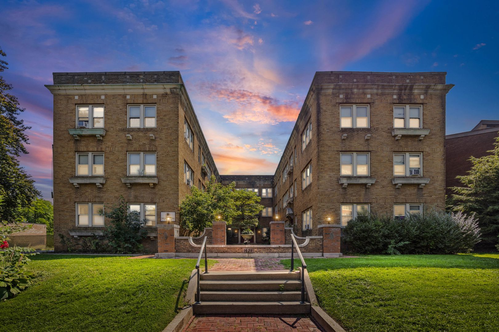 Rochester Condo: 1615-1625 East Ave Unit