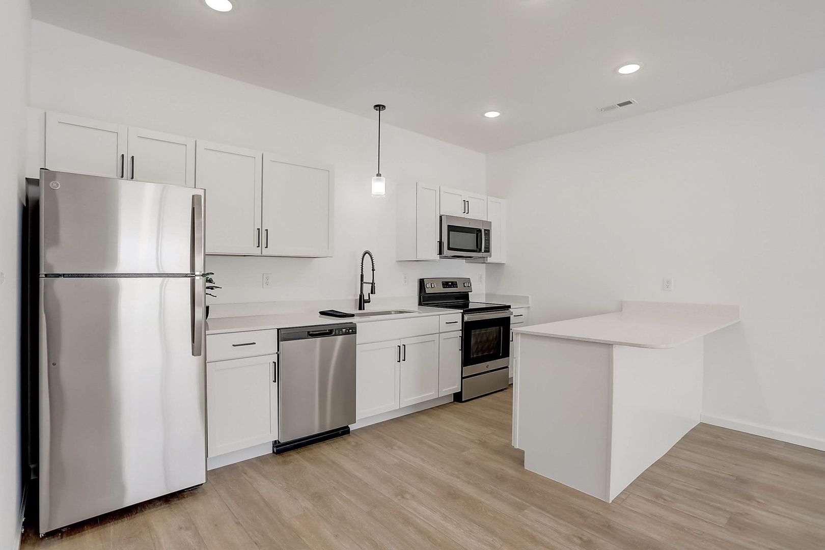 Wright City Condo: 201 Parkview Drive