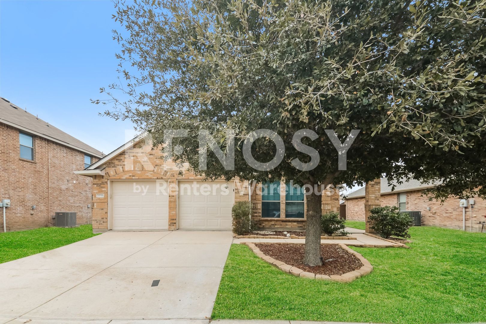 Prosper House: 1096 Oakbrook St
