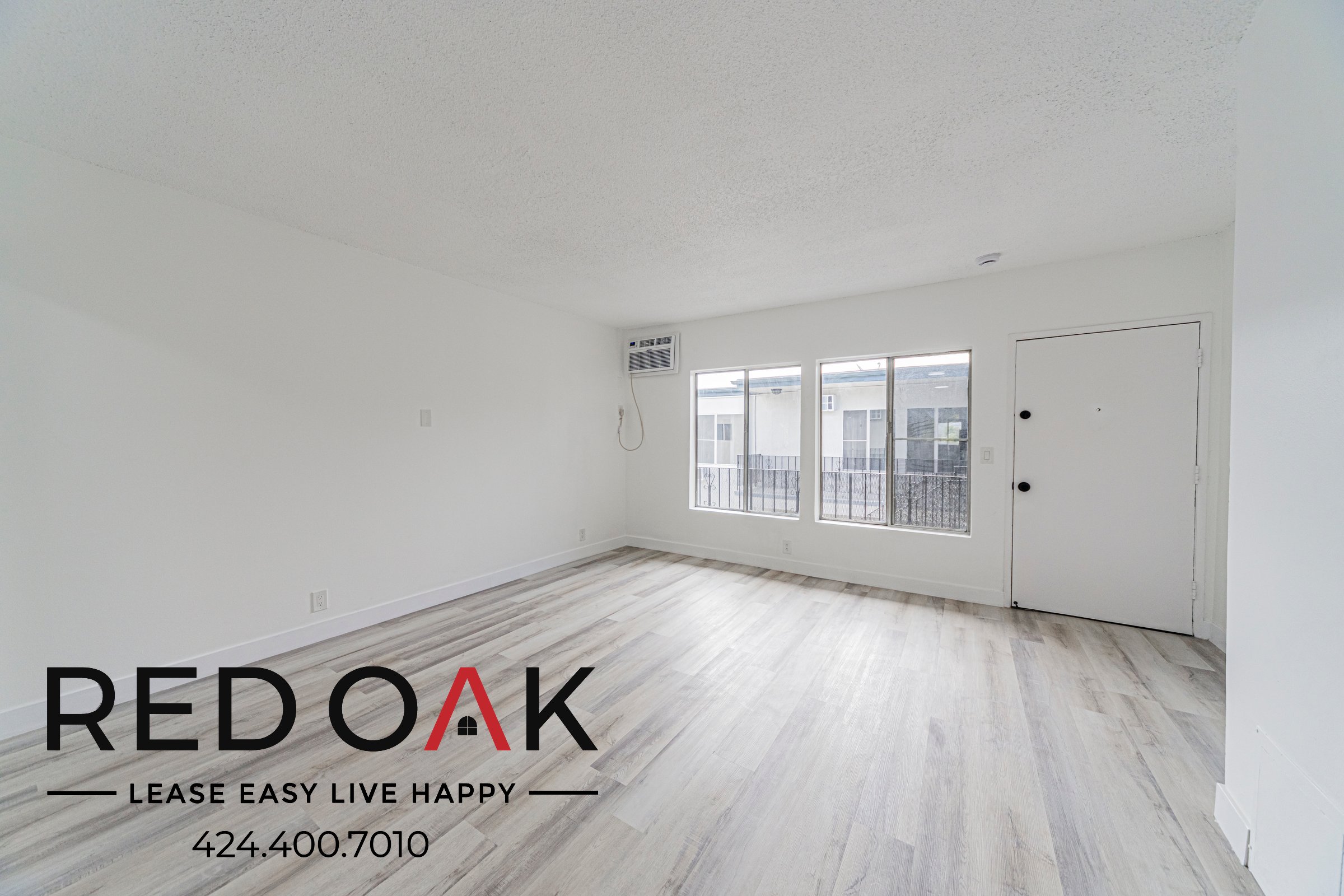 Los Angeles Condo: 5233 Tilden Avenue