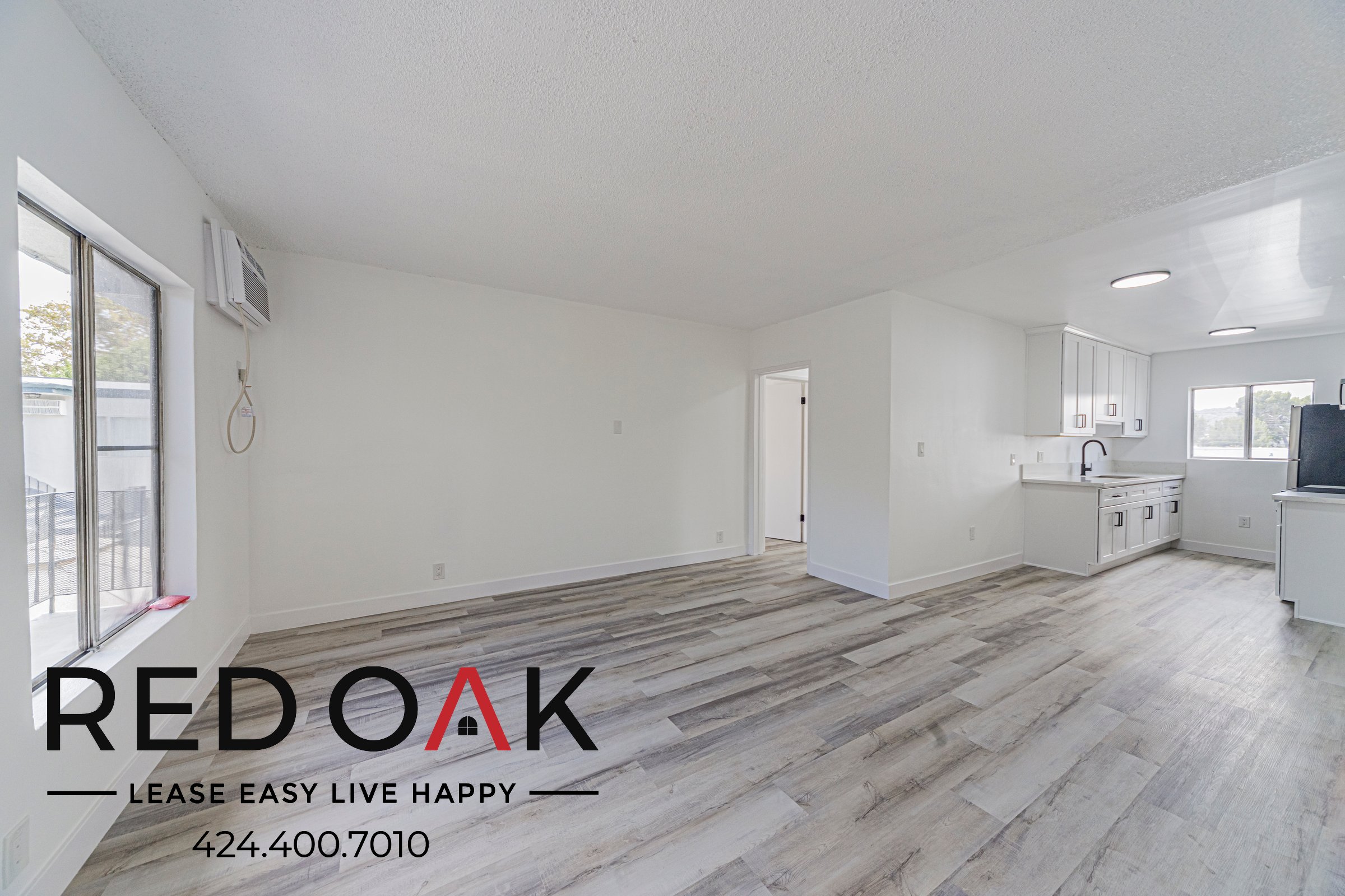 Los Angeles Condo: 5233 Tilden Avenue