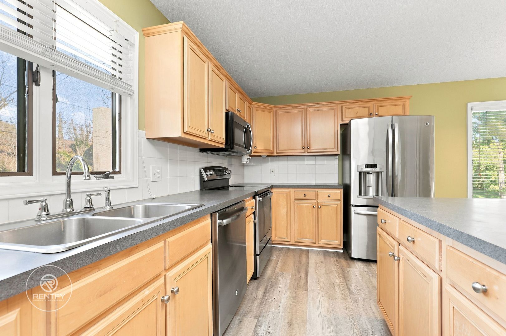High Point House: 4449 Orchard Knob Lane