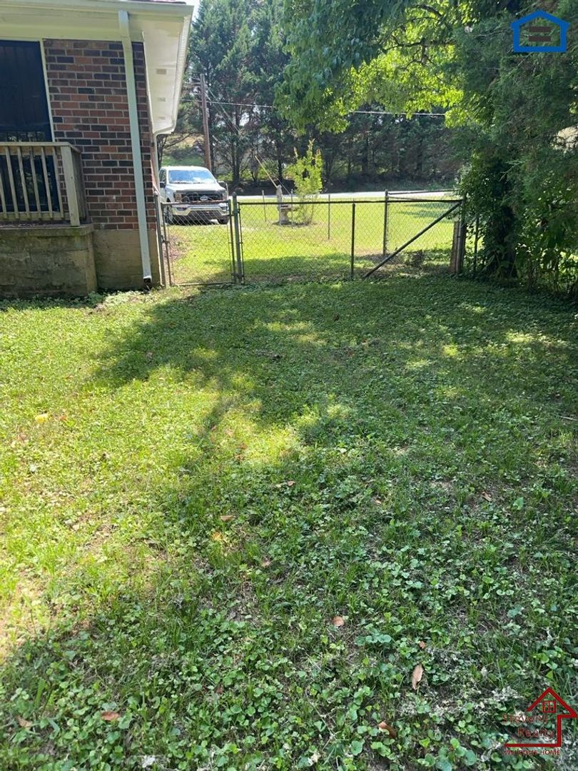 Hixson Condo: 1231 Helena Dr