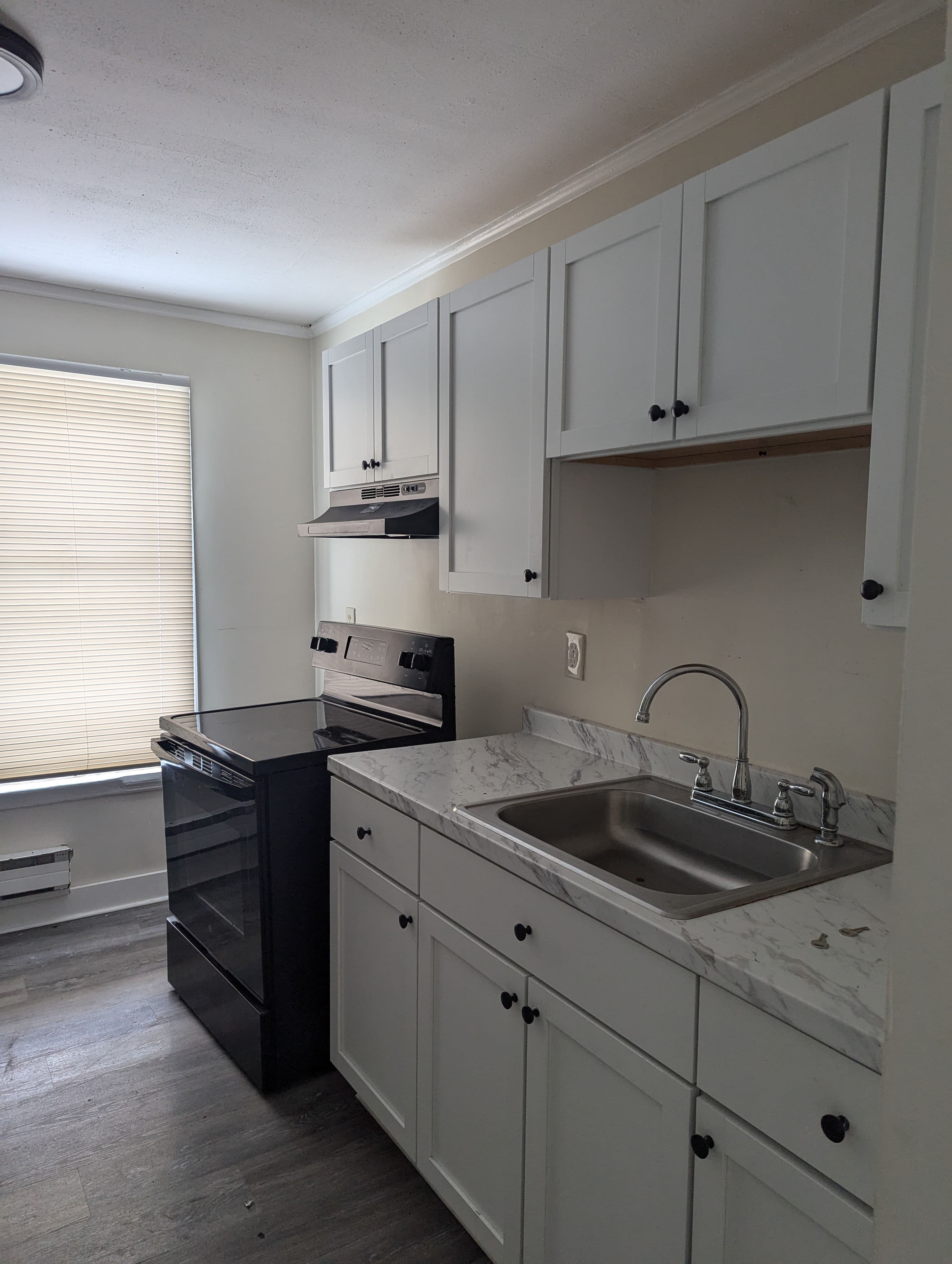 Willington Condo: 16 Village St
