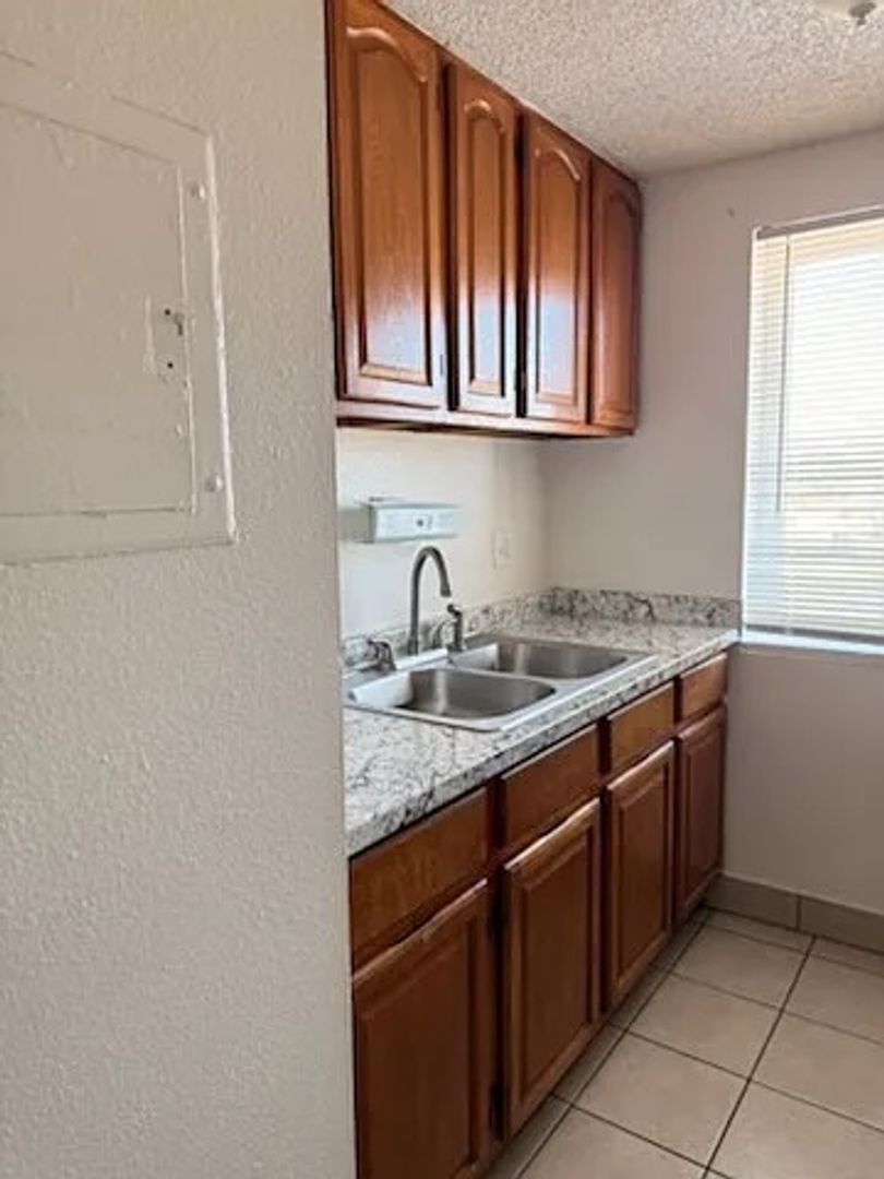 Denver Condo: 1095 S. Quivas Street