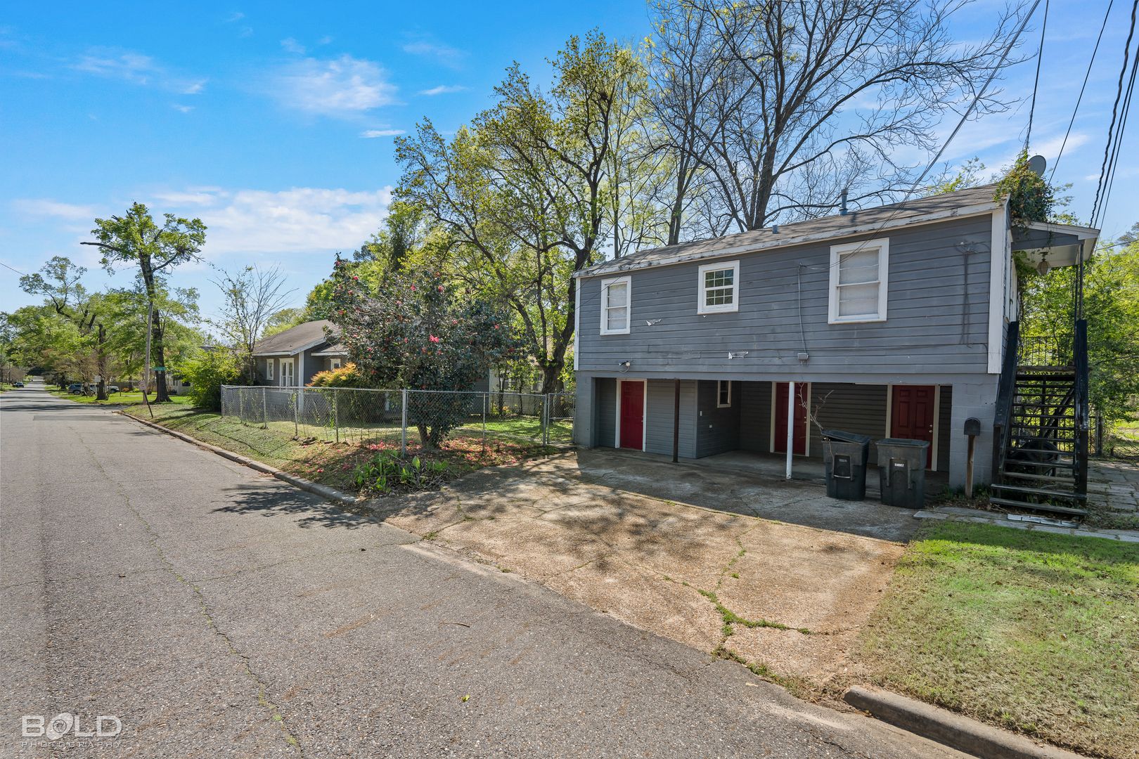 Shreveport House: 902 1/2 Gladstone Blvd
