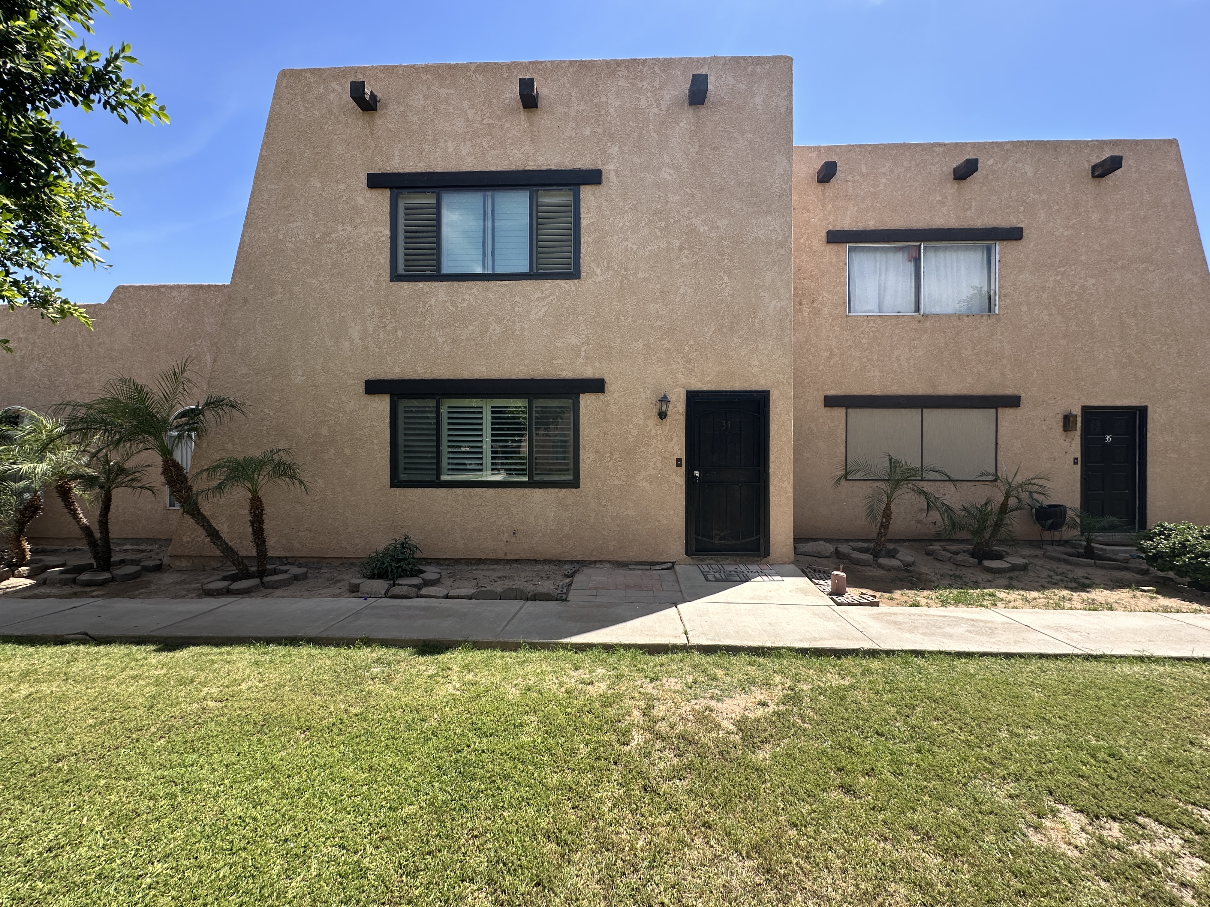 Yuma Condo: 2490 W Yowell Court #34