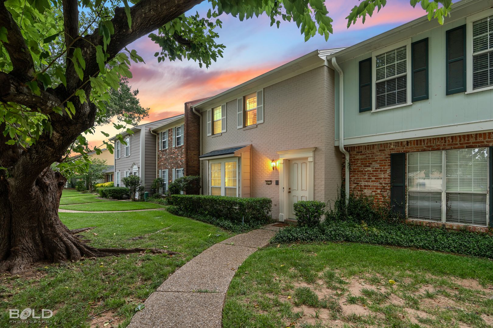 Shreveport House: 421 Stratmore Dr