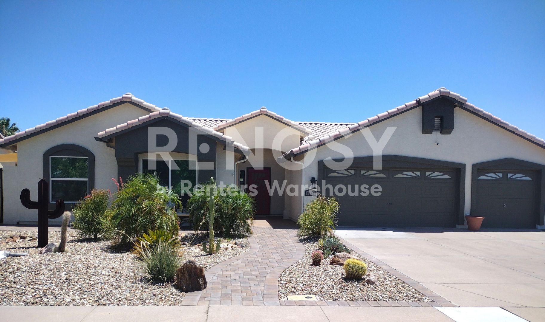 Mesa House: 6125 E Quince St