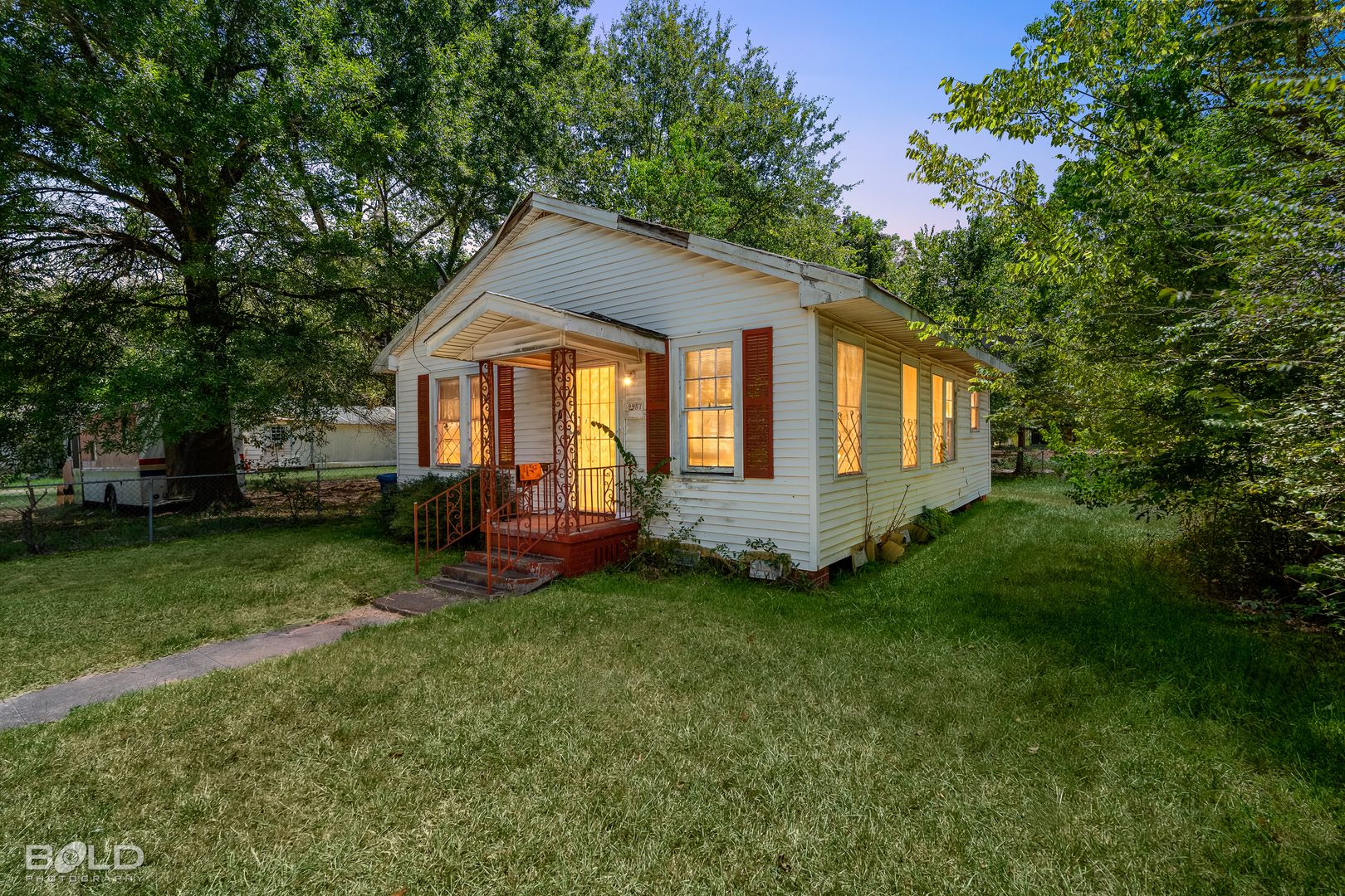 Shreveport House: 2957 Regent St