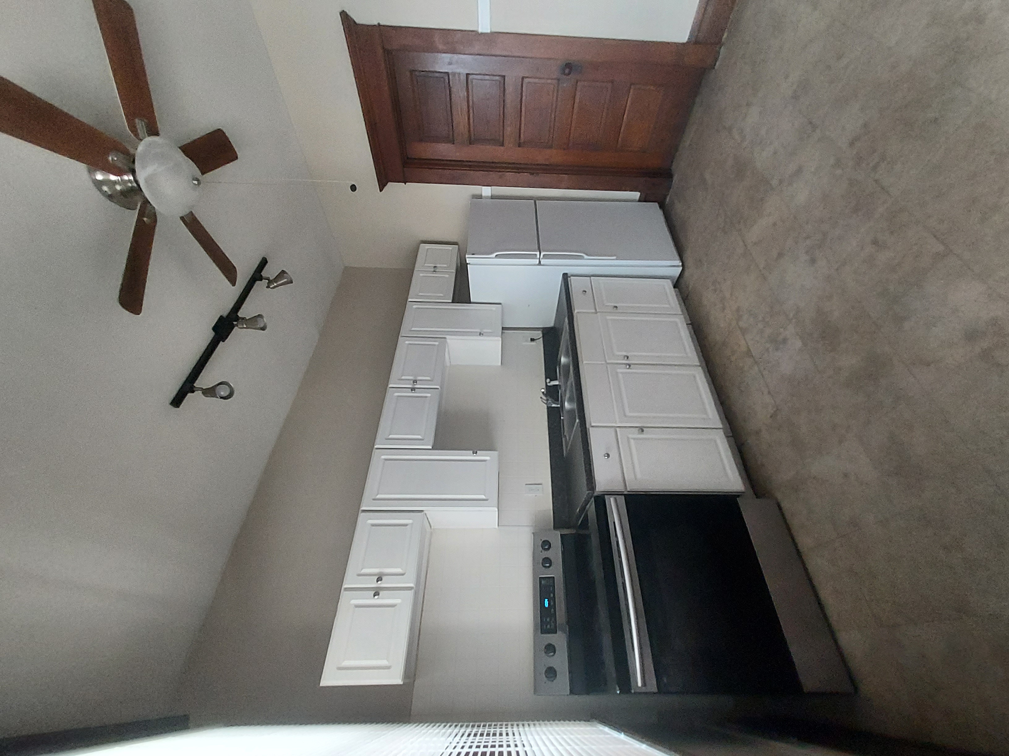 Newark Condo: 79 W Church St