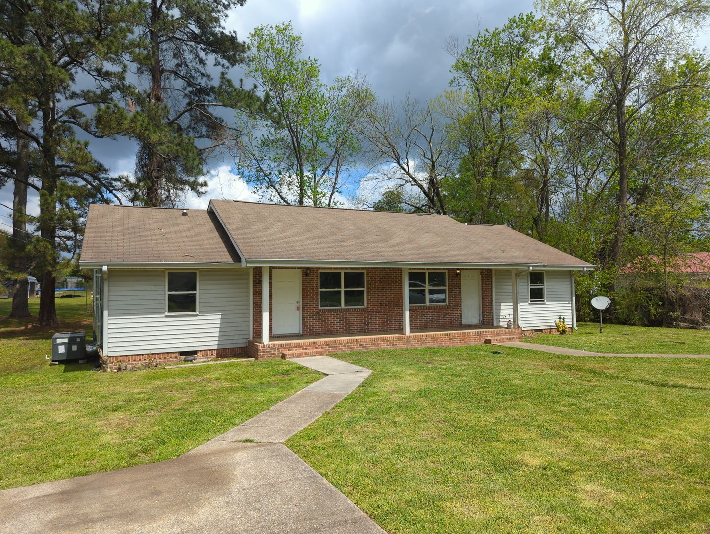 Rossville Condo: 716 Salem Rd