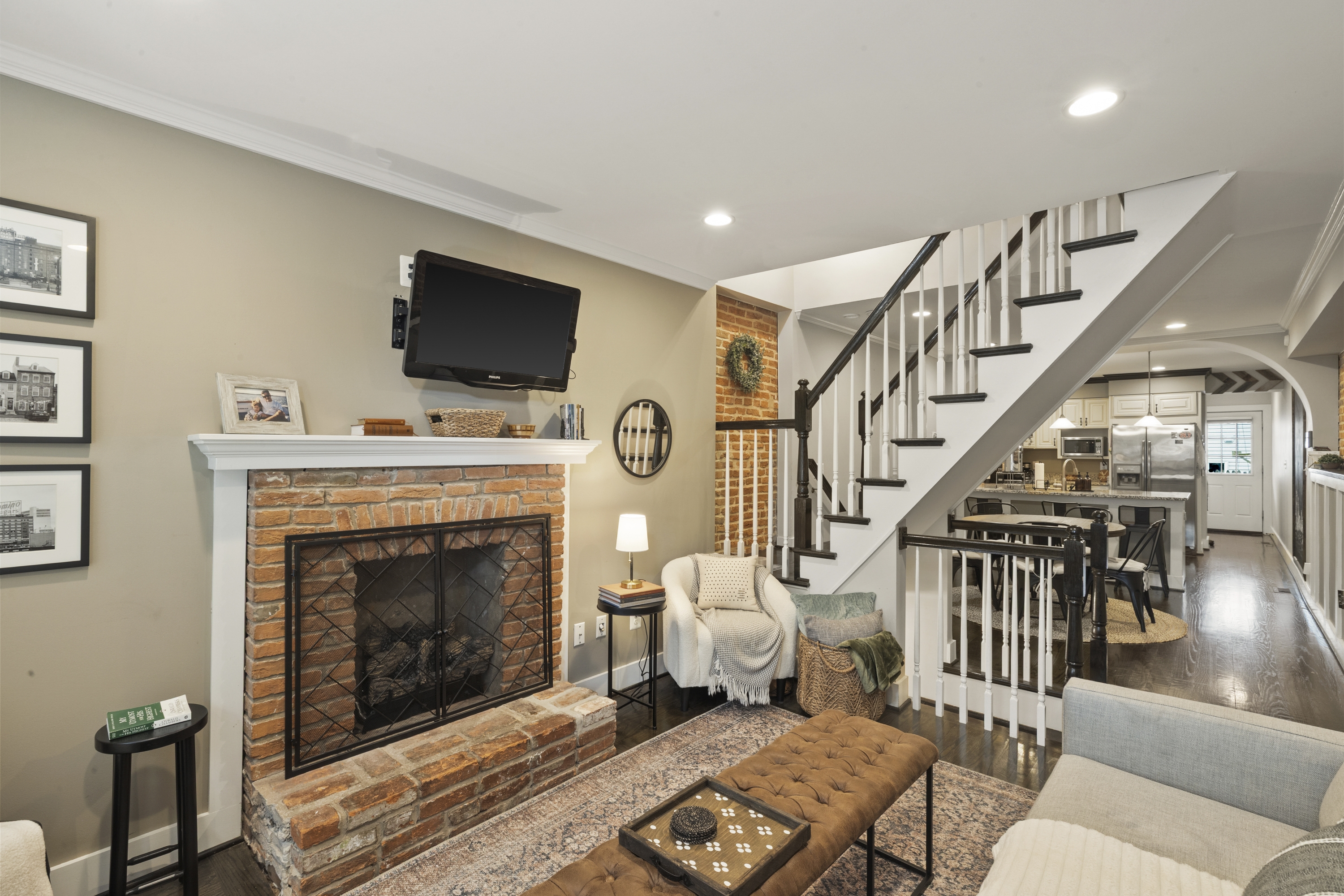 Baltimore House: 425 Gittings St