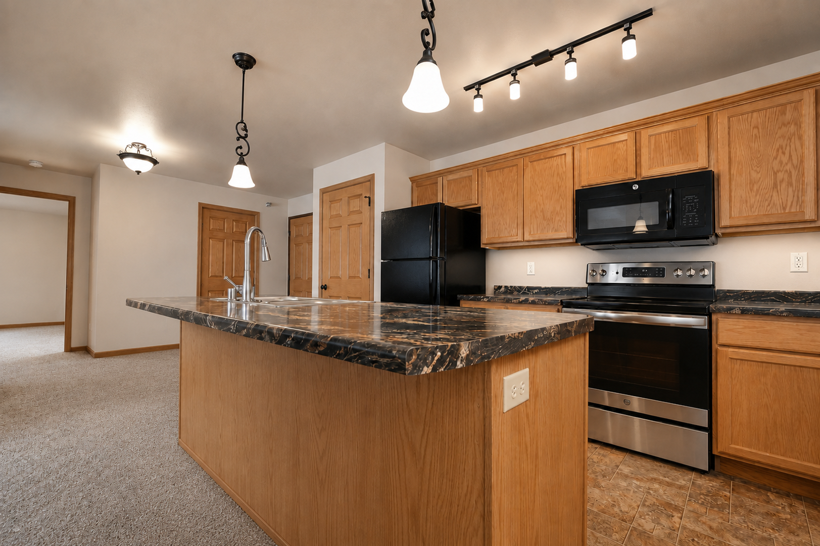 Tomah Apartment: 1028 Berry Ave
