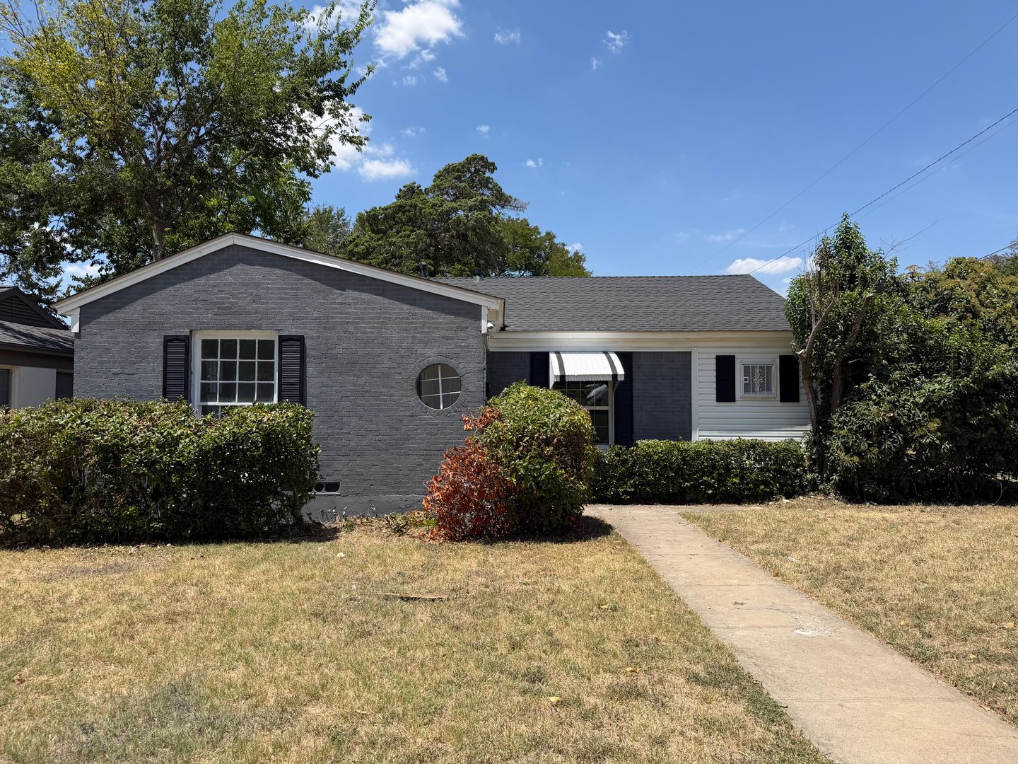Dallas House: 1843 Somerset Ave