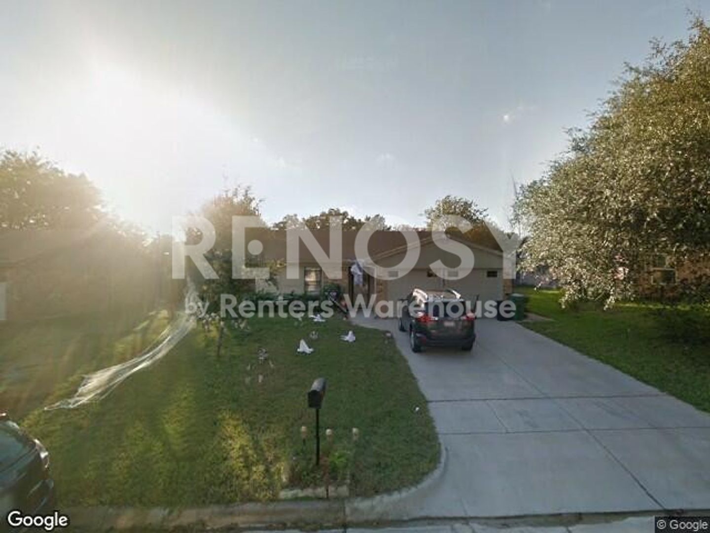 North Richland Hills House: 7517 Oak Ridge Dr