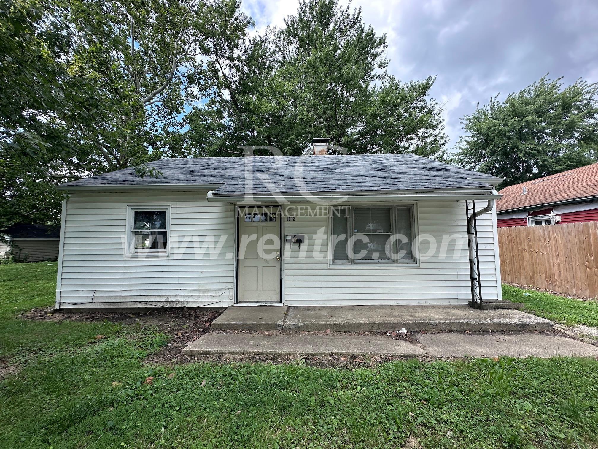 Danville House: 1012 Giddings