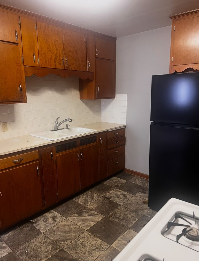 Moline Condo: 1726 9th Street - Unit
