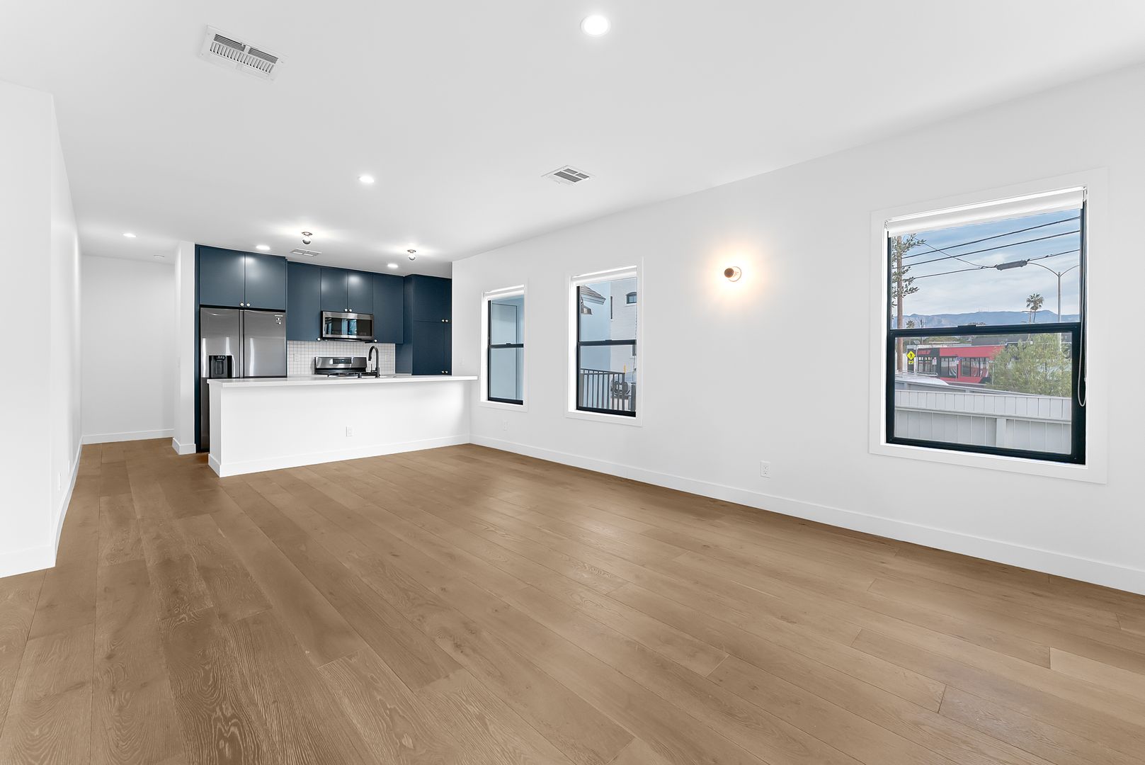 Los Angeles Condo: 3377 N. Eagle Rock Blvd.