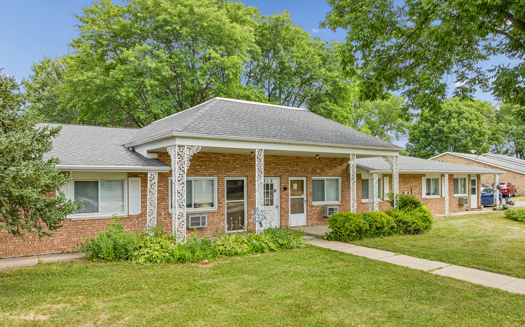 Sun Prairie Apartment: 617 Chase Blvd