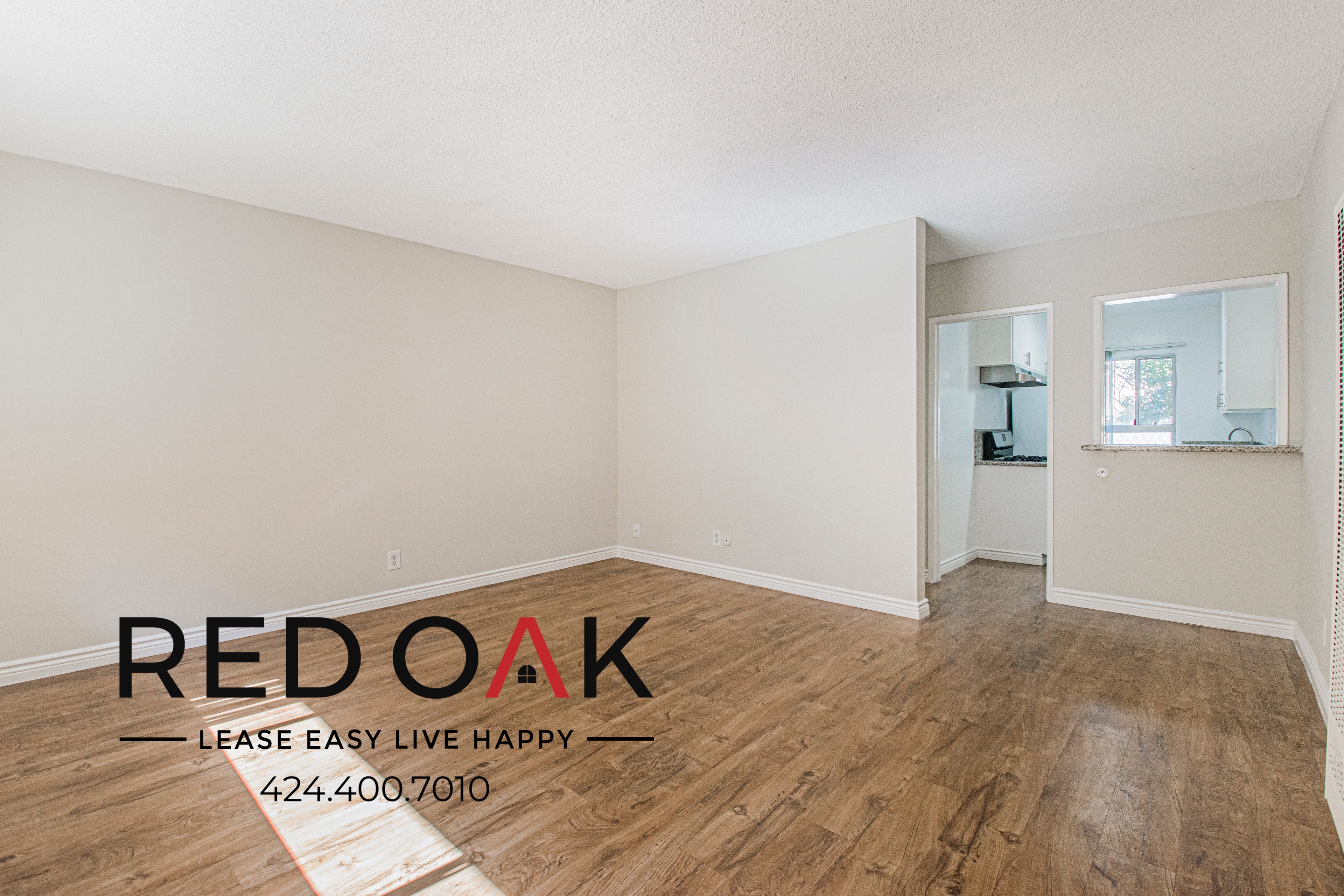Los Angeles Condo: 3399 Bennett Dr