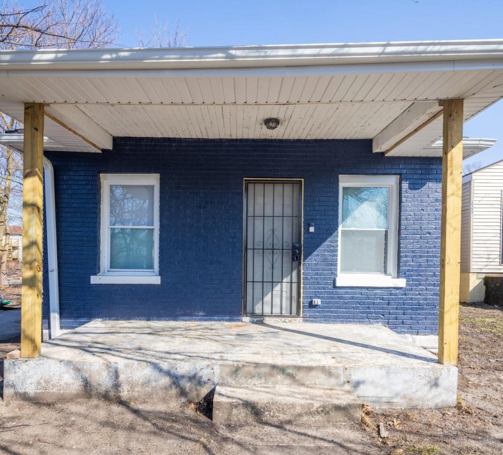 Gary House: 2549 Fillmore St